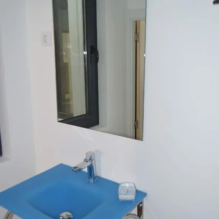 Tb_Apartments アパート
